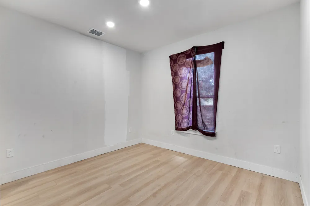 134 Plumeria Drive Dale, TX 78616