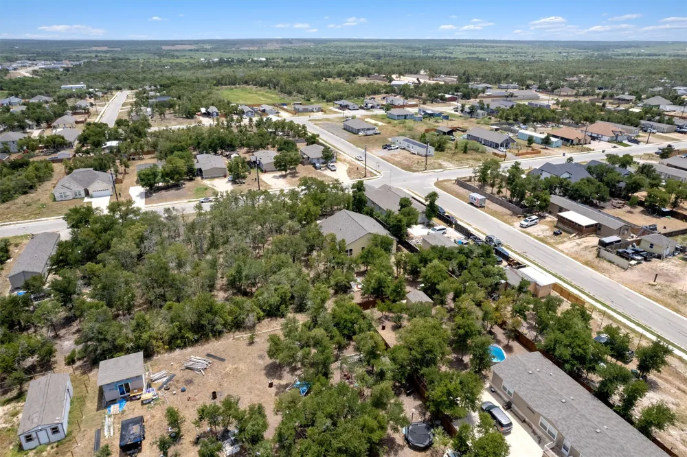 134 Plumeria Drive Dale, TX 78616