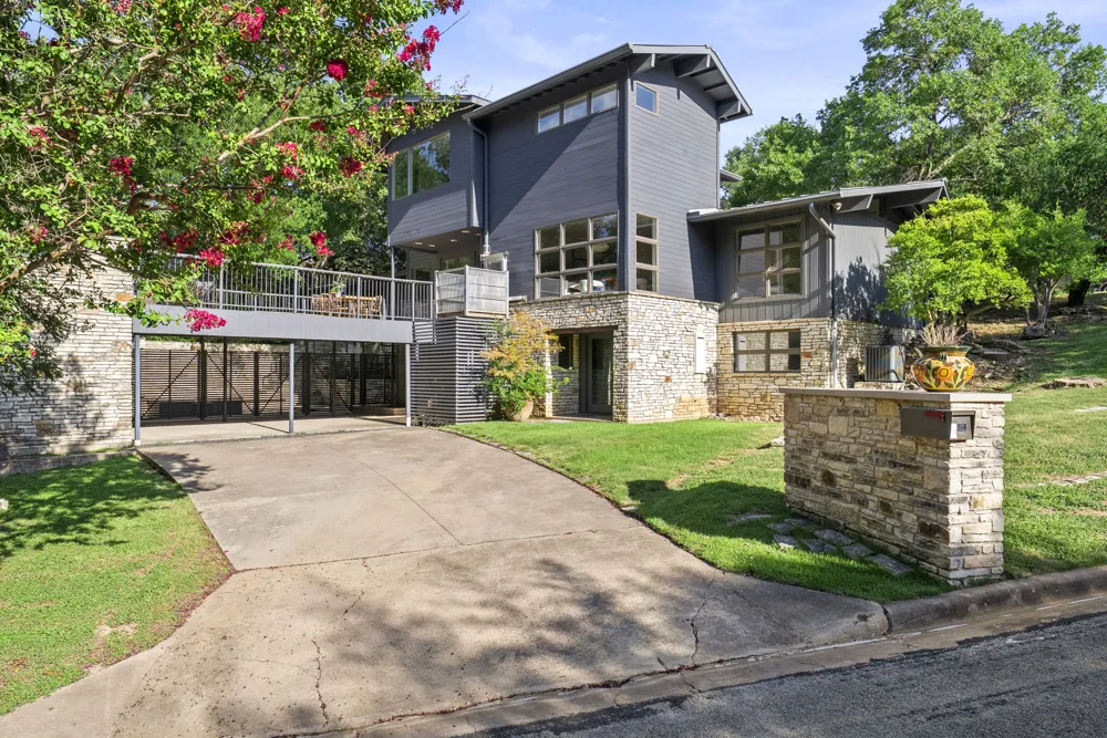 601 Westwood Terrace Austin, TX 78746