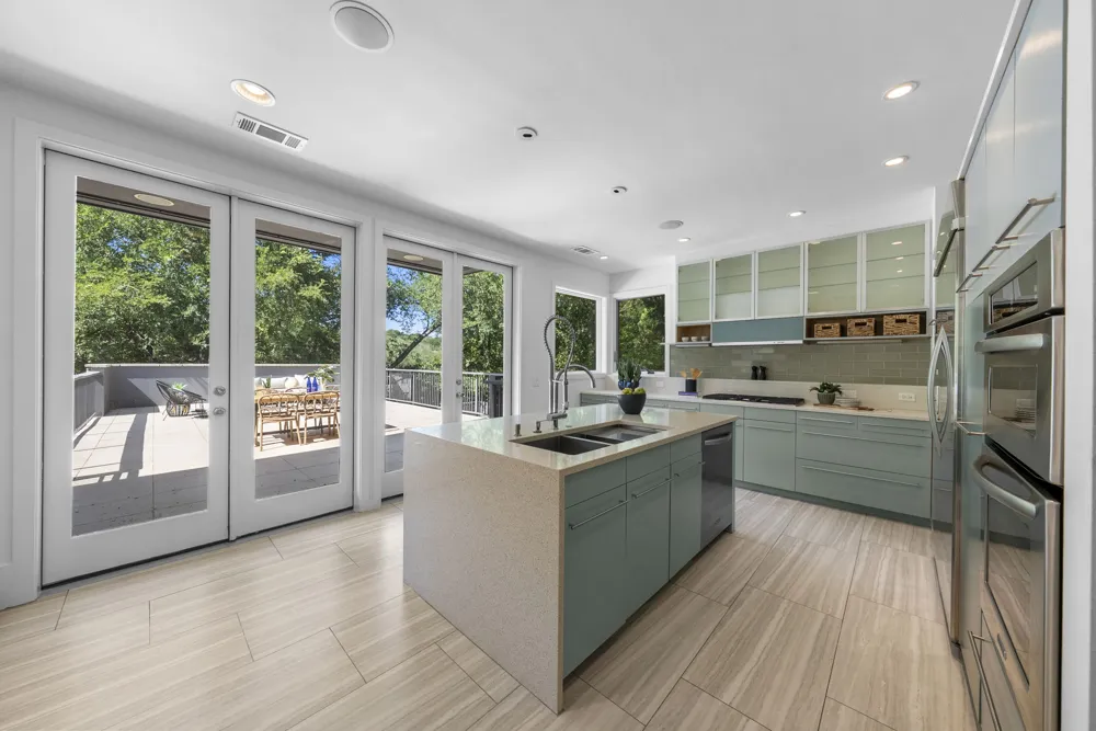 601 Westwood Terrace Austin, TX 78746