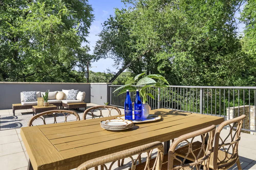 601 Westwood Terrace Austin, TX 78746