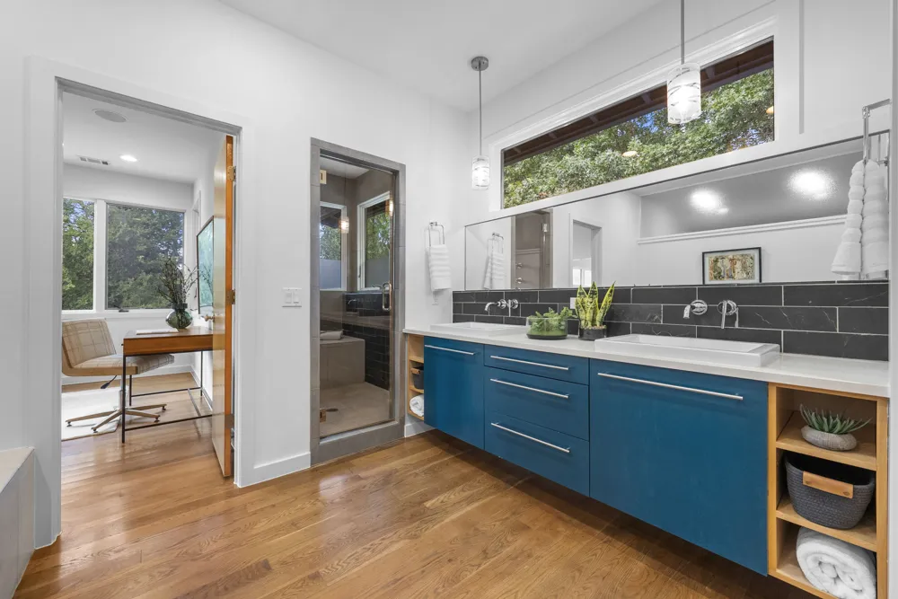601 Westwood Terrace Austin, TX 78746