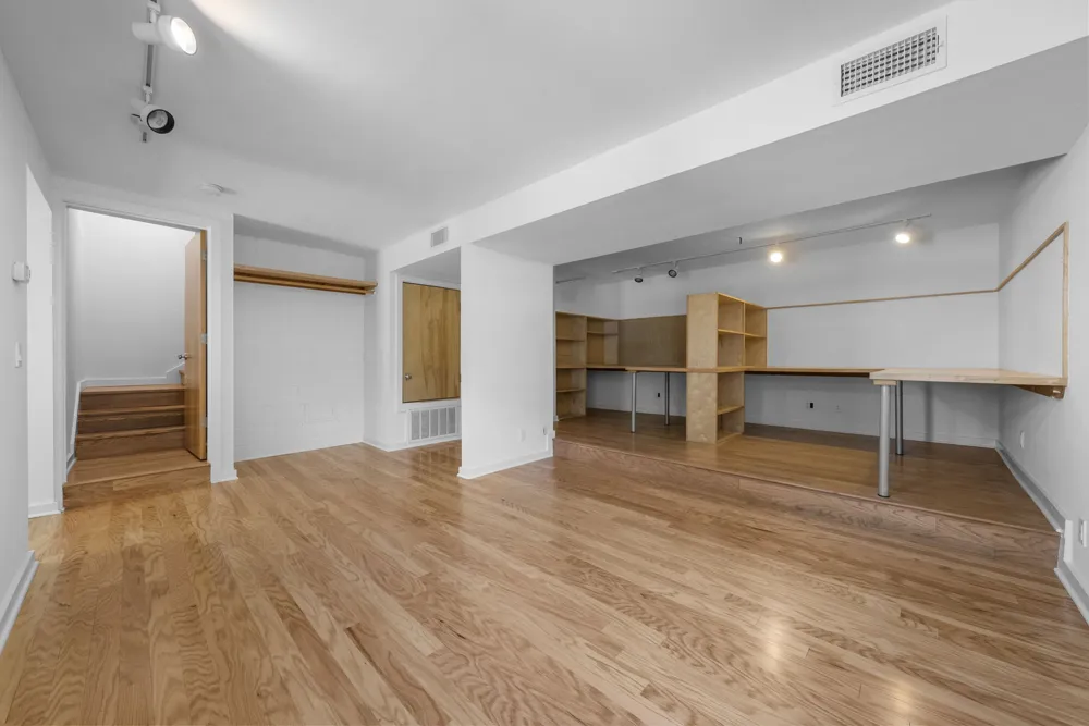 601 Westwood Terrace Austin, TX 78746