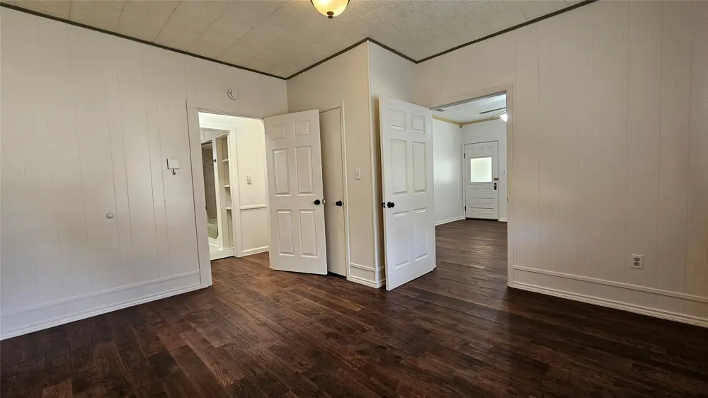 205 S Granger Street Granger, TX 76530