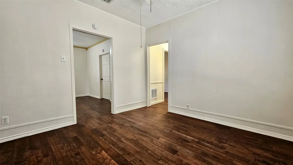 205 S Granger Street Granger, TX 76530