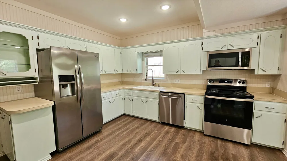 205 S Granger Street Granger, TX 76530