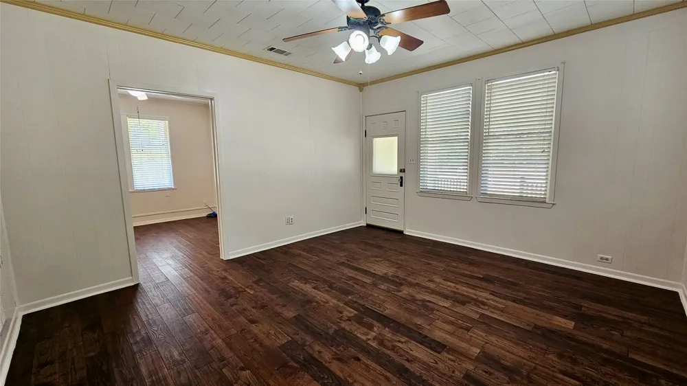 205 S Granger Street Granger, TX 76530