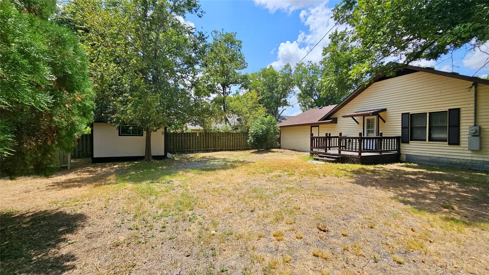 205 S Granger Street Granger, TX 76530