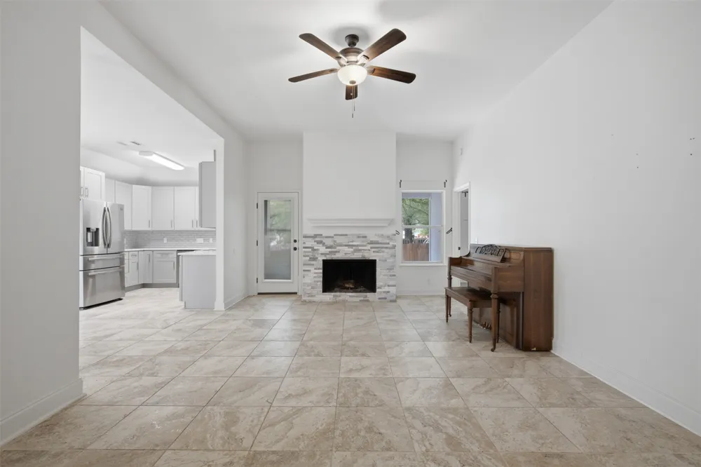 108 Songbird Court Cedar Creek, TX 78612