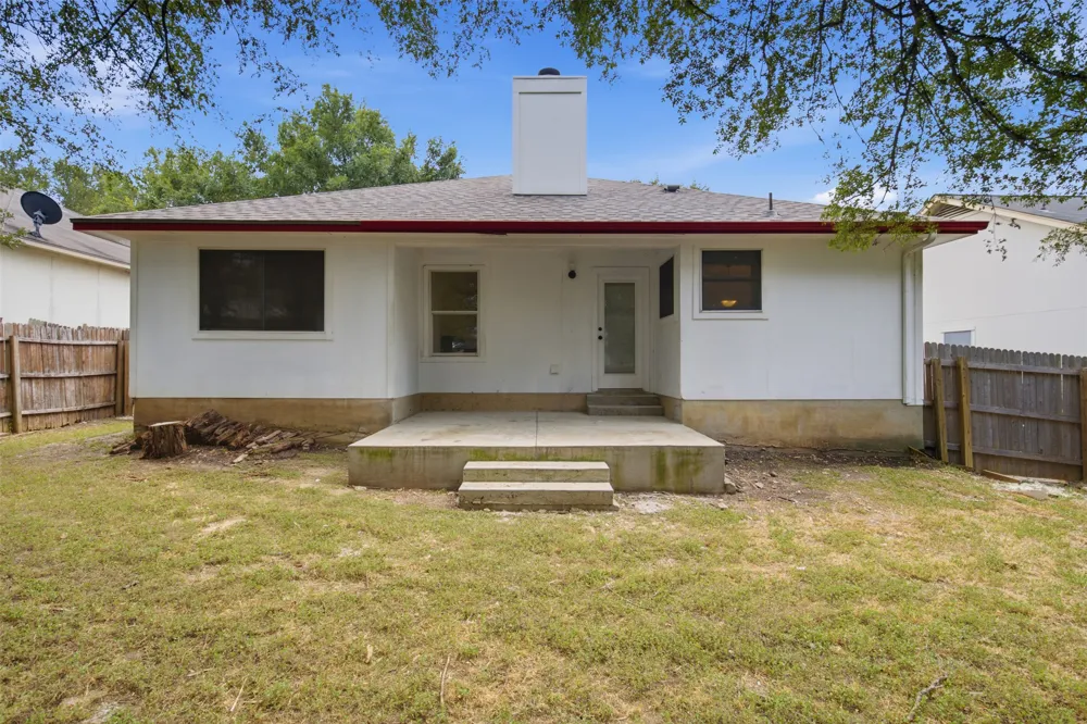 108 Songbird Court Cedar Creek, TX 78612