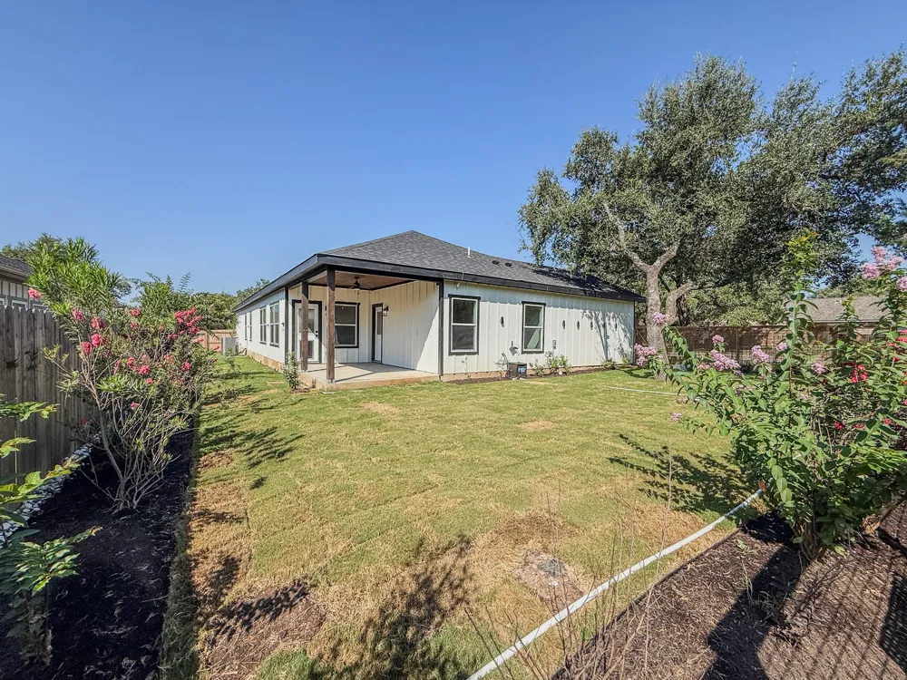 54 Persimmon Dr Drive Wimberley, TX 78676