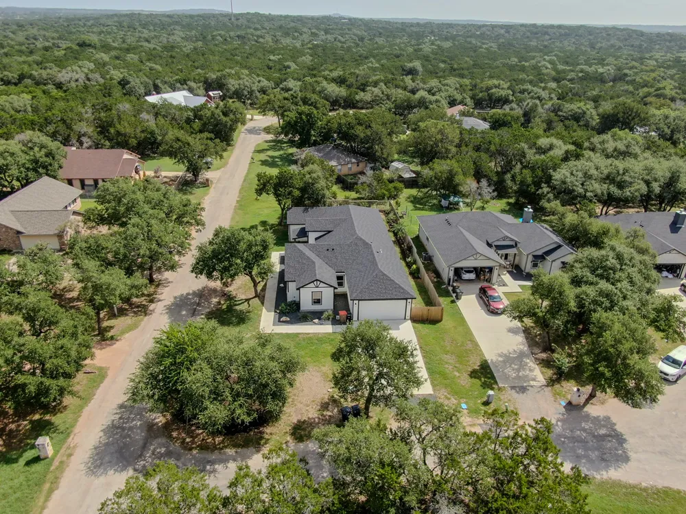 54 Persimmon Dr Drive Wimberley, TX 78676