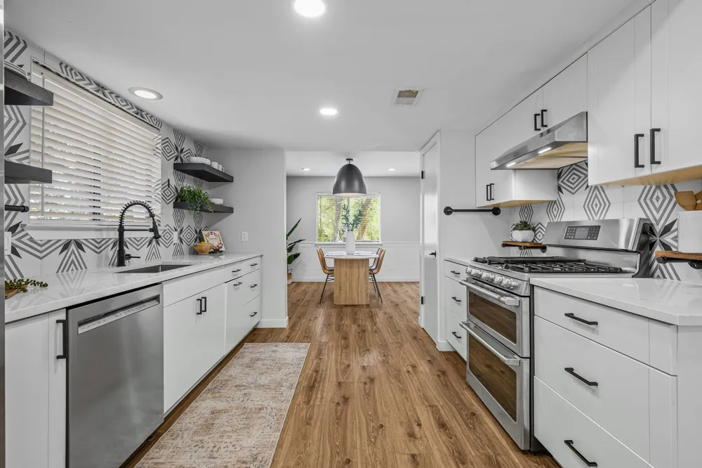 7819 Palacios Drive Austin, TX 78749