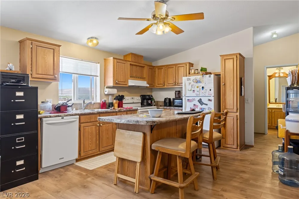 360 Scamp Avenue Overton, NV 89040