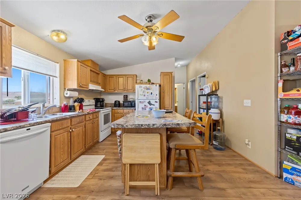 360 Scamp Avenue Overton, NV 89040