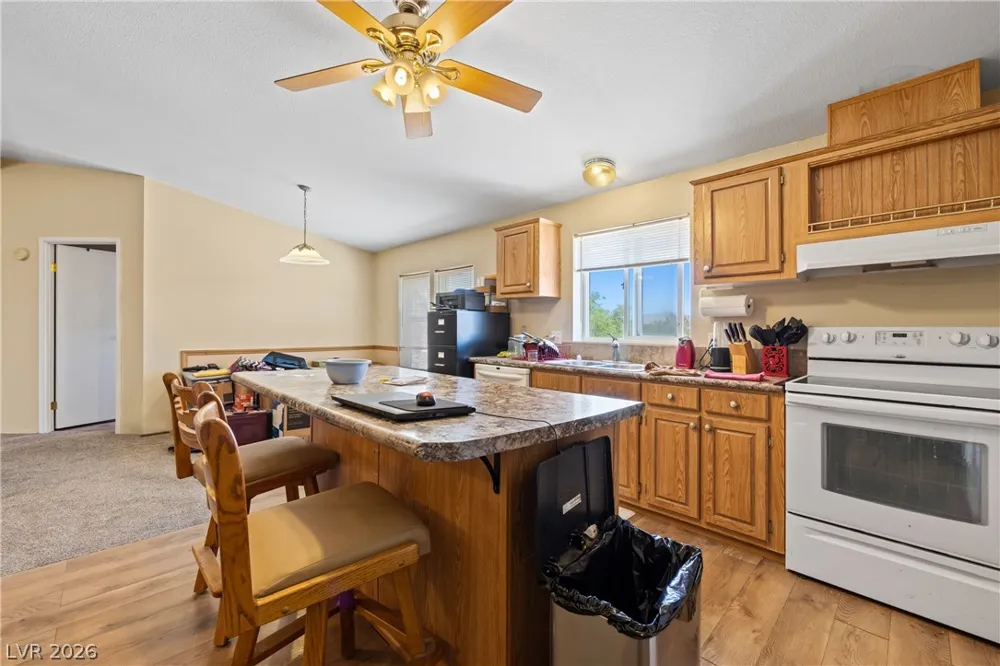 360 Scamp Avenue Overton, NV 89040