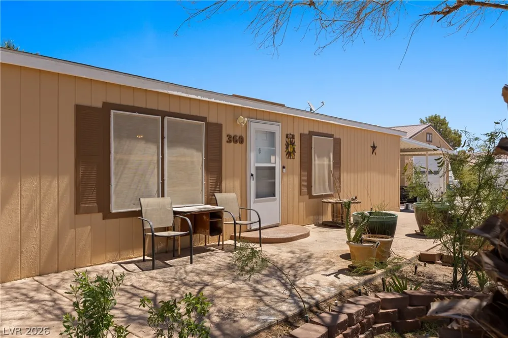 360 Scamp Avenue Overton, NV 89040