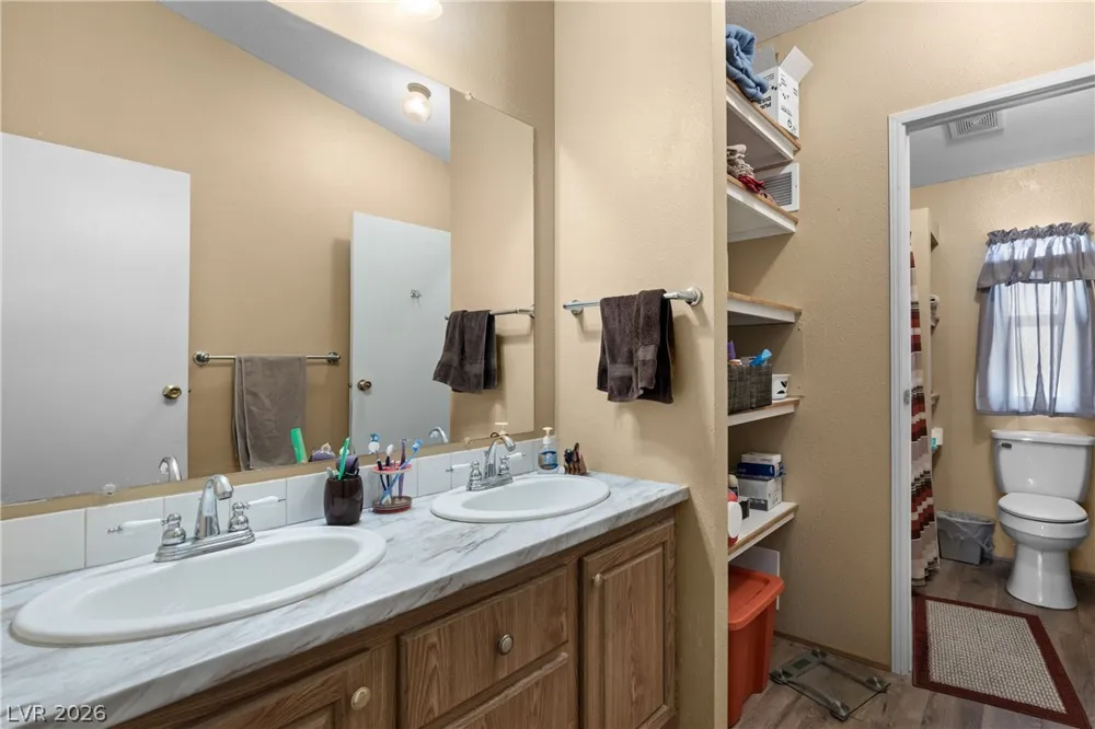 360 Scamp Avenue Overton, NV 89040