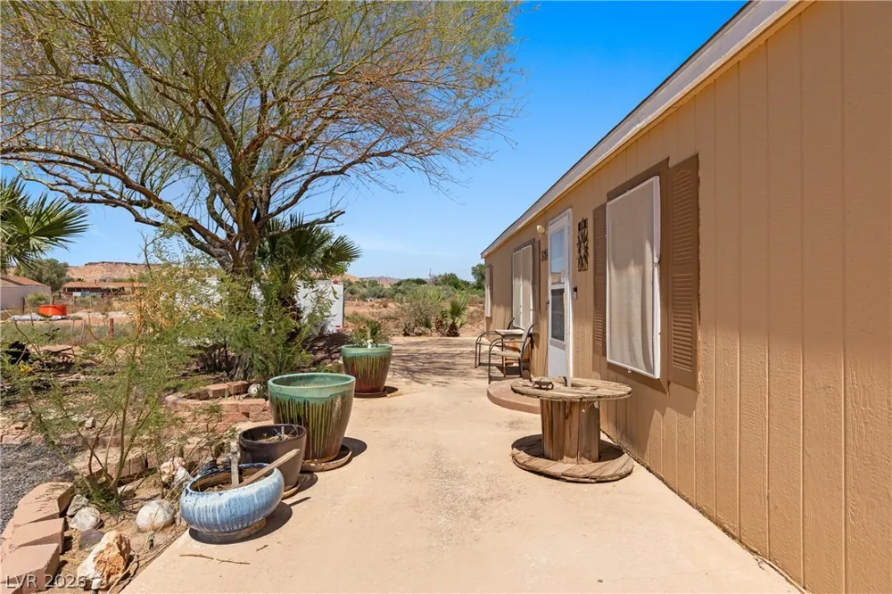 360 Scamp Avenue Overton, NV 89040