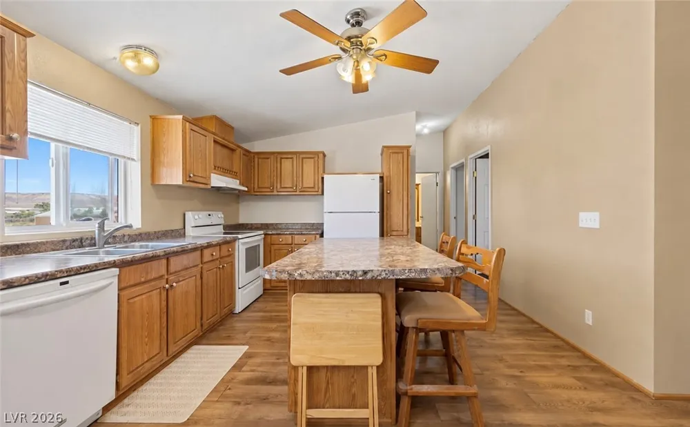 360 Scamp Avenue Overton, NV 89040