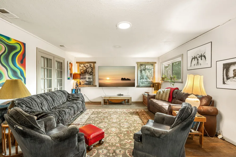 9916 Horizon Lane Austin, TX 78719