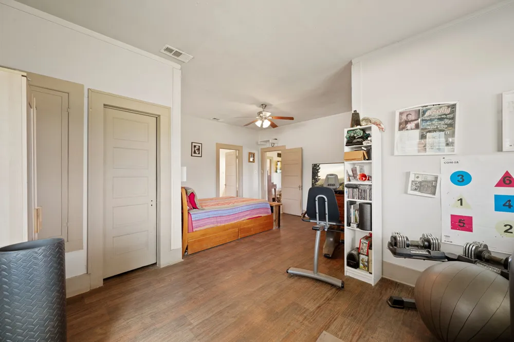 9916 Horizon Lane Austin, TX 78719