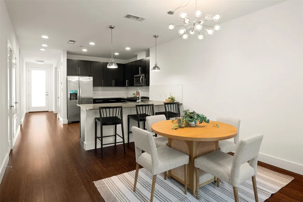 2804 Treble Lane #923 Austin, TX 78704