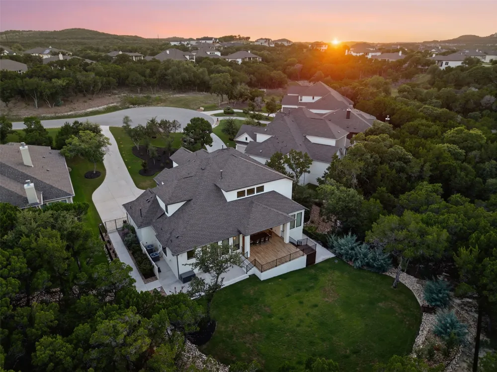 6609 Rocky Grotto Cove Jonestown, TX 78645
