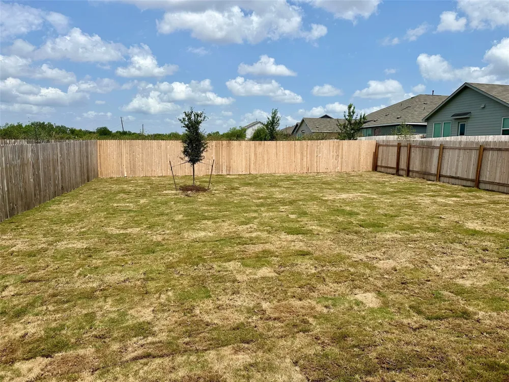 245 Pink Footed Pass Uhland, TX 78640