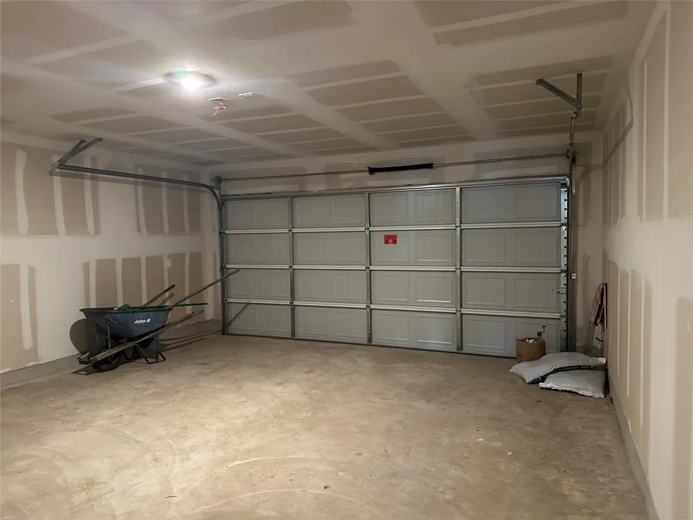 245 Pink Footed Pass Uhland, TX 78640