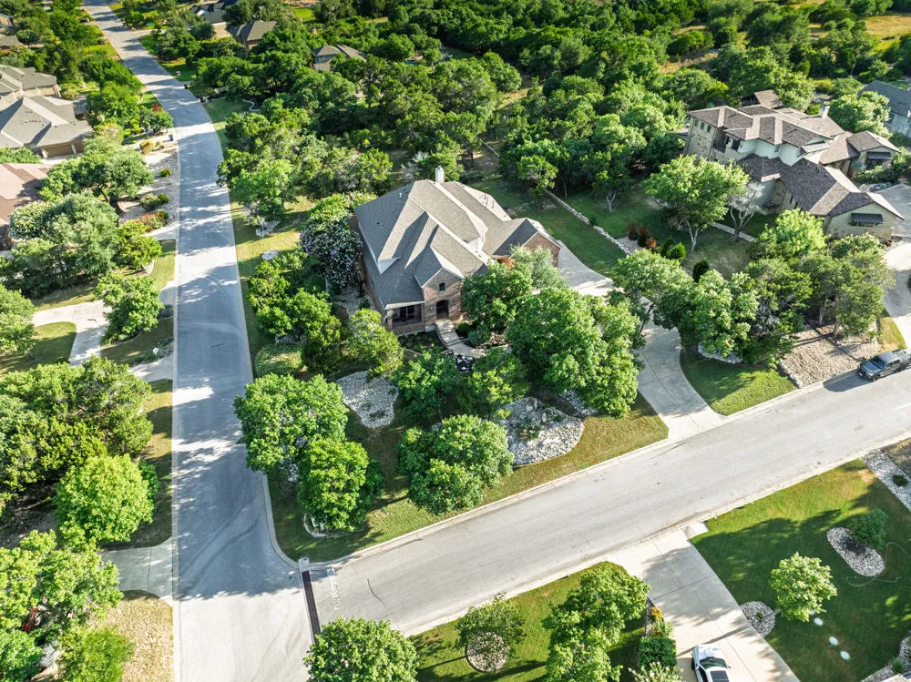 3700 Medicine Hat Leander, TX 78641