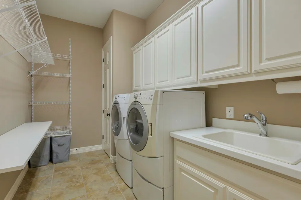 3700 Medicine Hat Leander, TX 78641