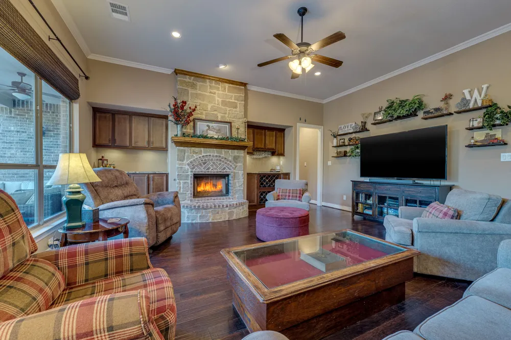 3700 Medicine Hat Leander, TX 78641