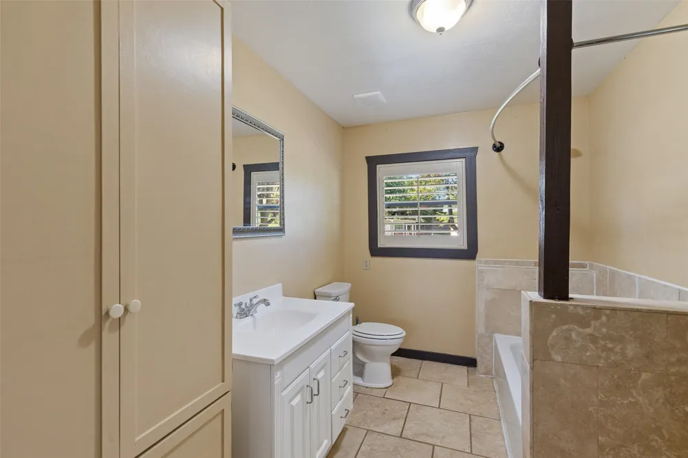 2501 LONE MAN MOUNTAIN ROAD Wimberley, TX 78676