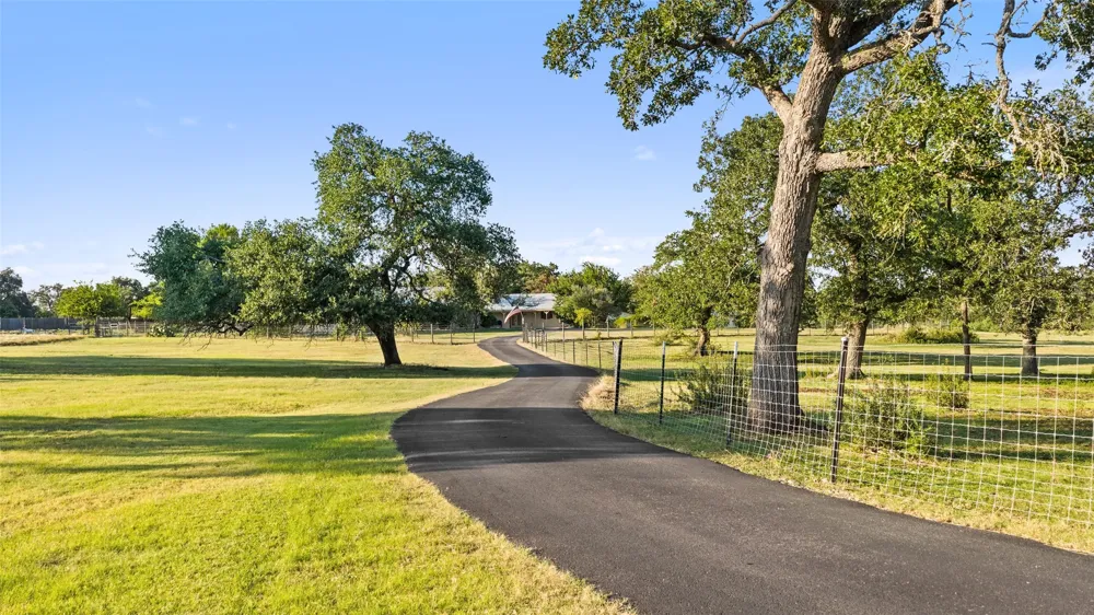 2501 LONE MAN MOUNTAIN ROAD Wimberley, TX 78676