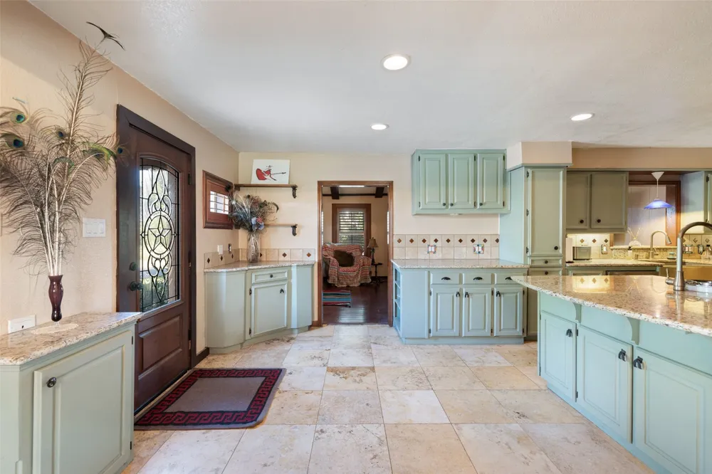 2501 LONE MAN MOUNTAIN ROAD Wimberley, TX 78676