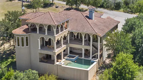 301 Circle Drive