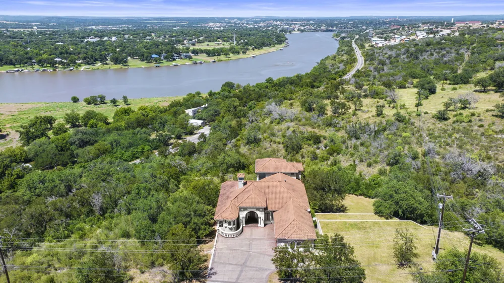 301 Circle Drive Horseshoe Bay, TX 78657