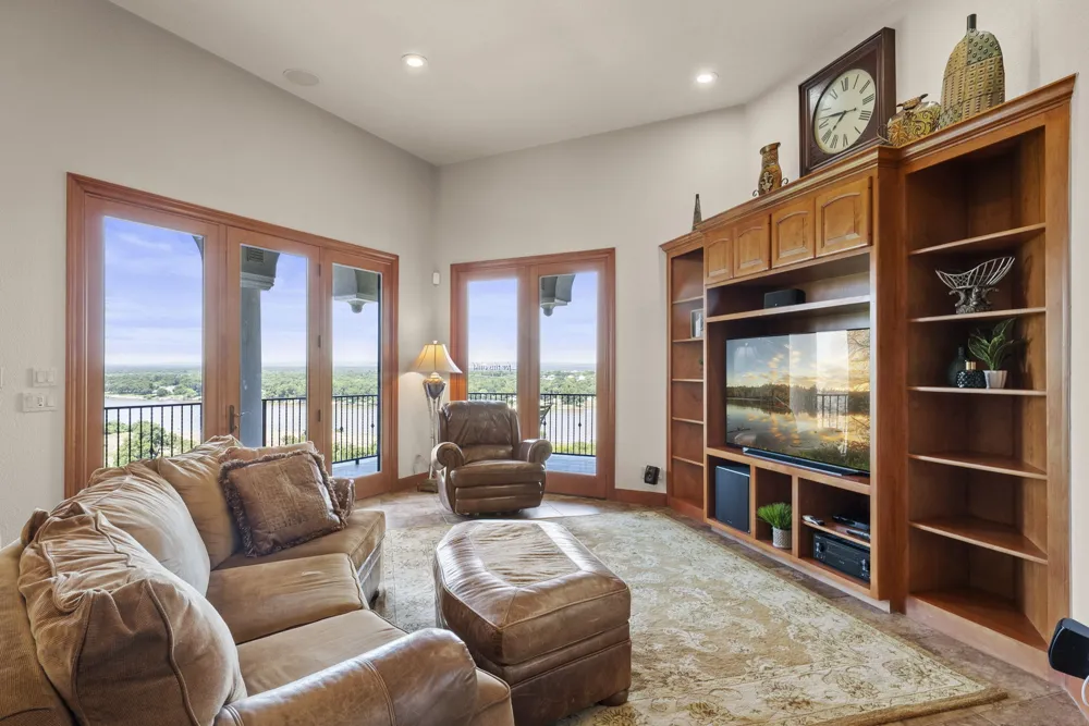301 Circle Drive Horseshoe Bay, TX 78657
