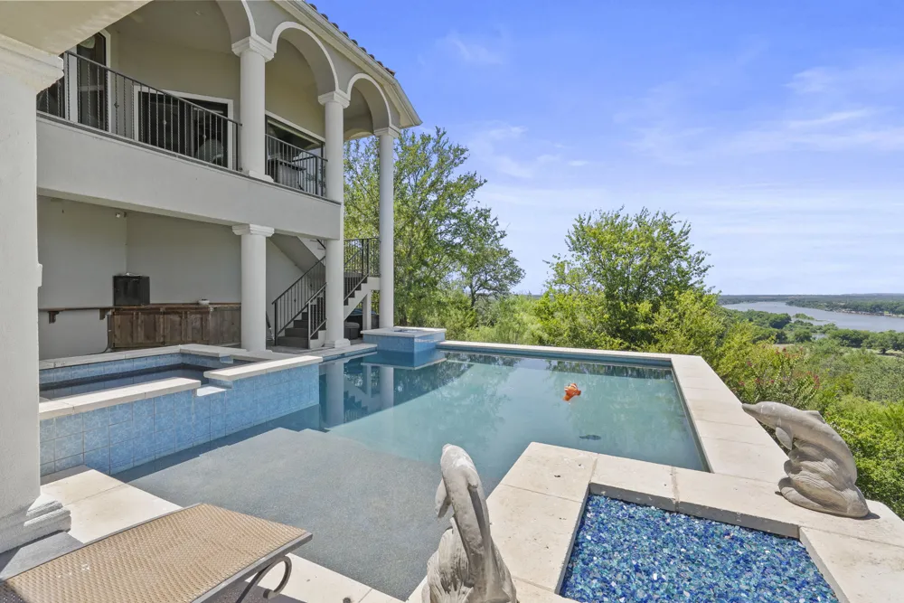 301 Circle Drive Horseshoe Bay, TX 78657