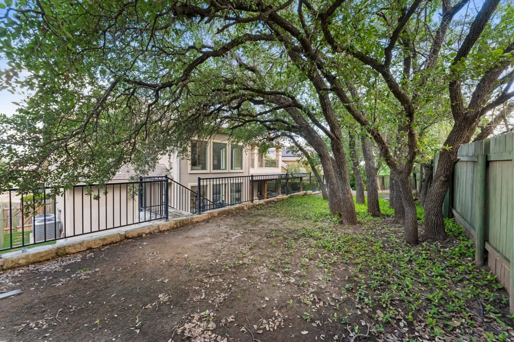 13500 Coleto Creek Trail Austin, TX 78732