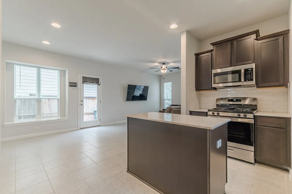 1064 Esplanade Parkway San Marcos, TX 78666