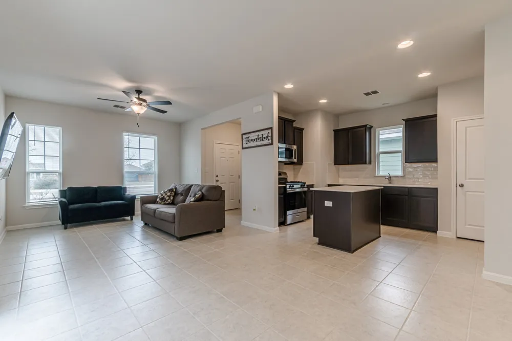 1064 Esplanade Parkway San Marcos, TX 78666