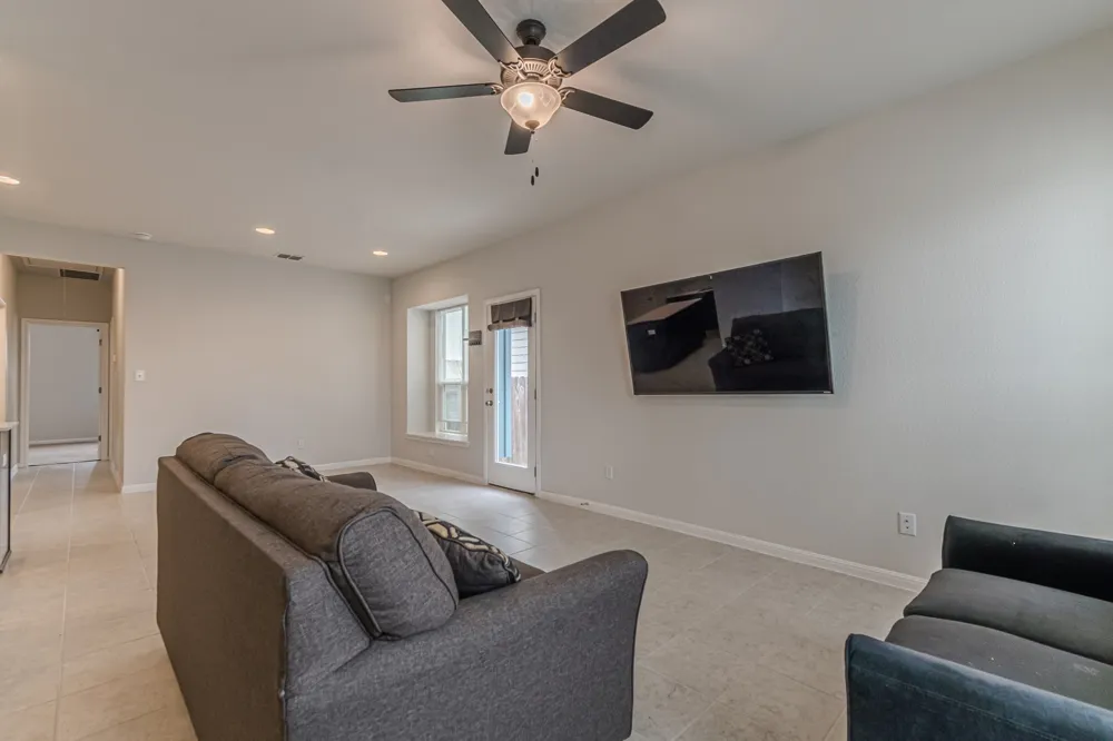 1064 Esplanade Parkway San Marcos, TX 78666