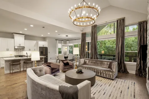 3018 Sunridge Drive #8