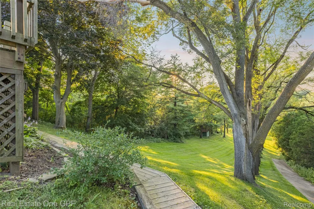 5068 Atkins Rd Road Clyde Township, MI 48049