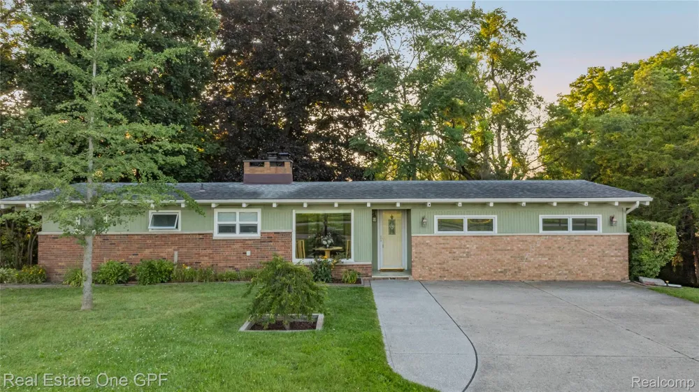 5068 Atkins Rd Road Clyde Township, MI 48049