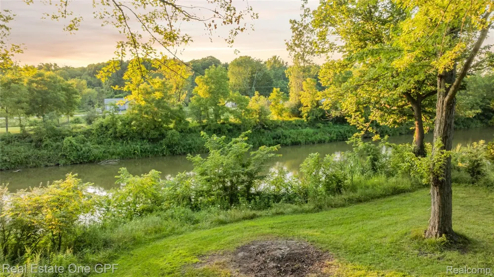 5068 Atkins Rd Road Clyde Township, MI 48049