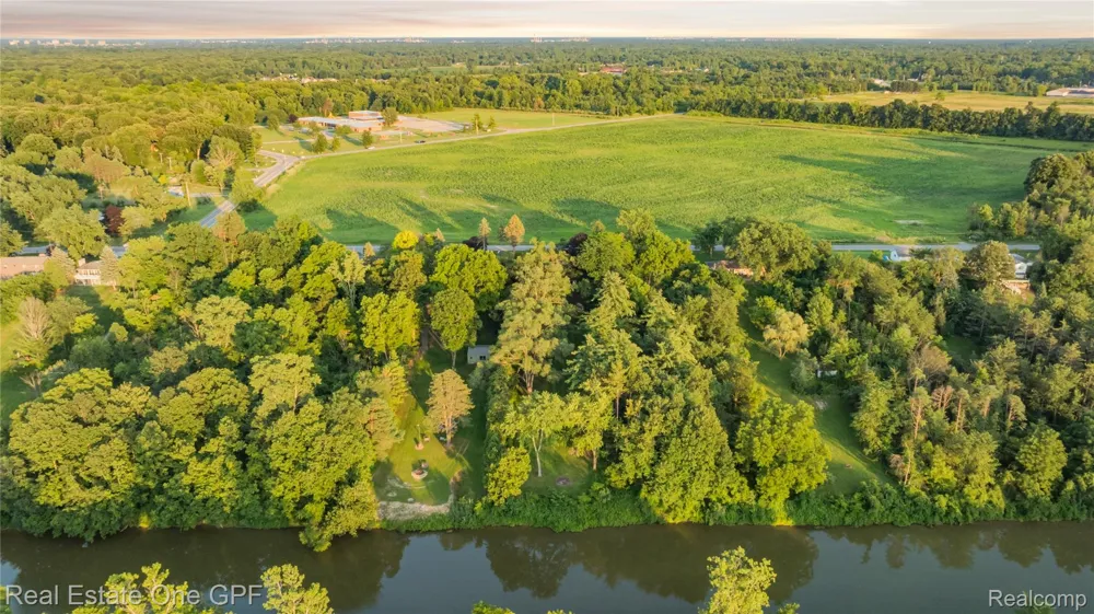 5068 Atkins Rd Road Clyde Township, MI 48049