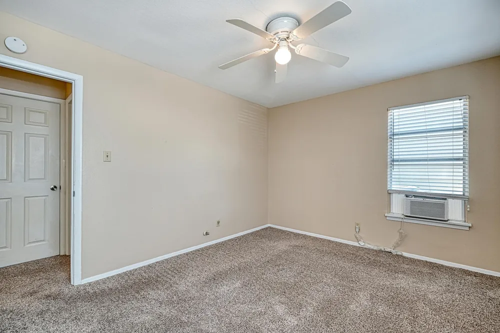 4906 Gladeview Drives Austin, TX 78745
